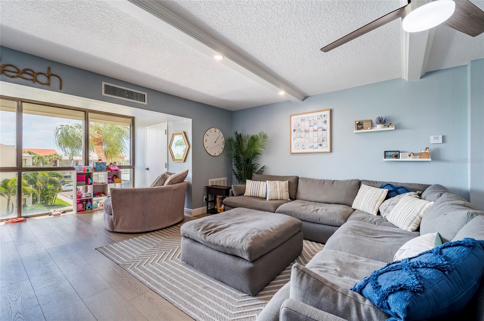 CLEARWATER POINT 7 TENNIS - Residential