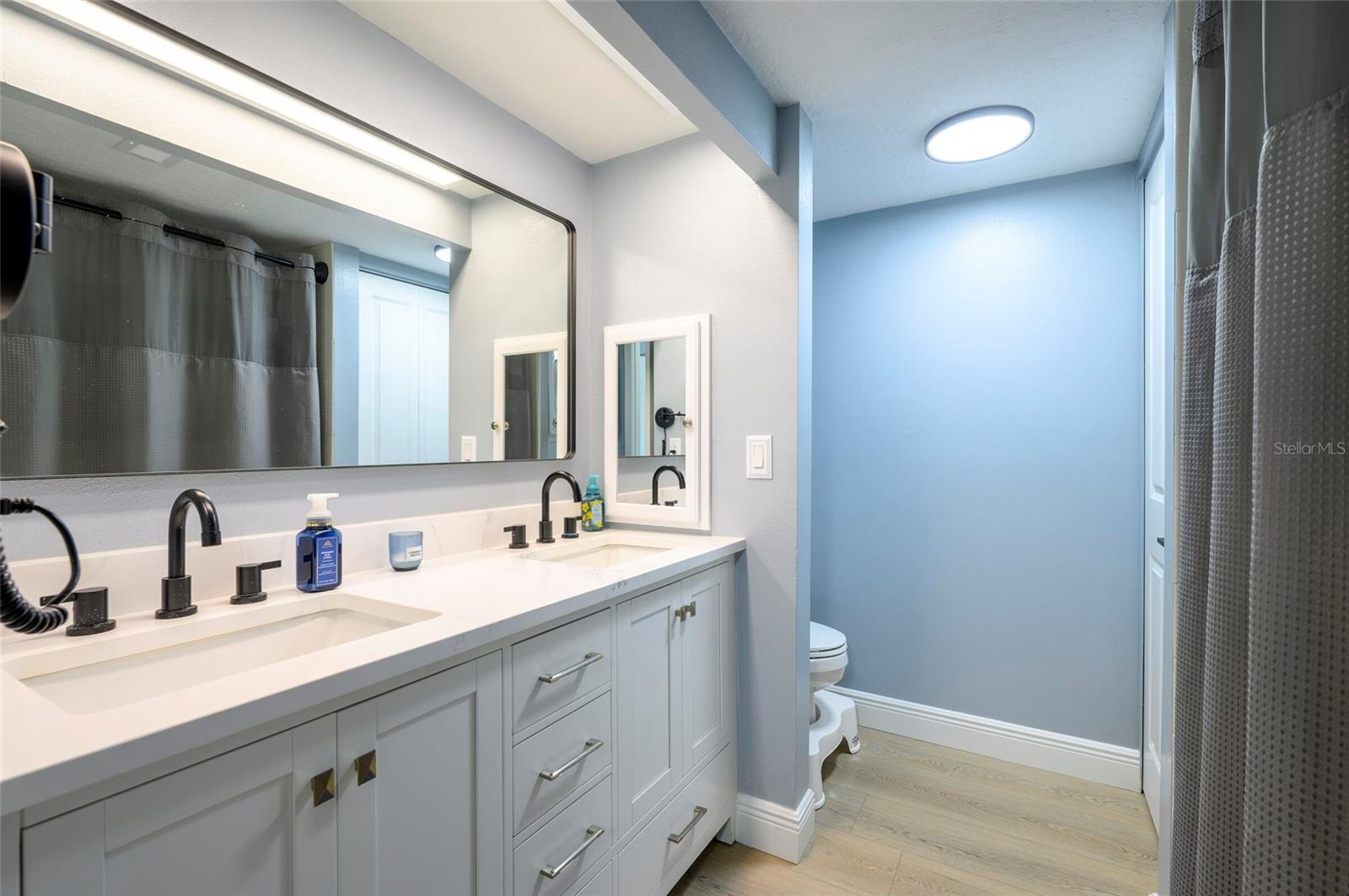 CLEARWATER POINT 7 TENNIS - Residential