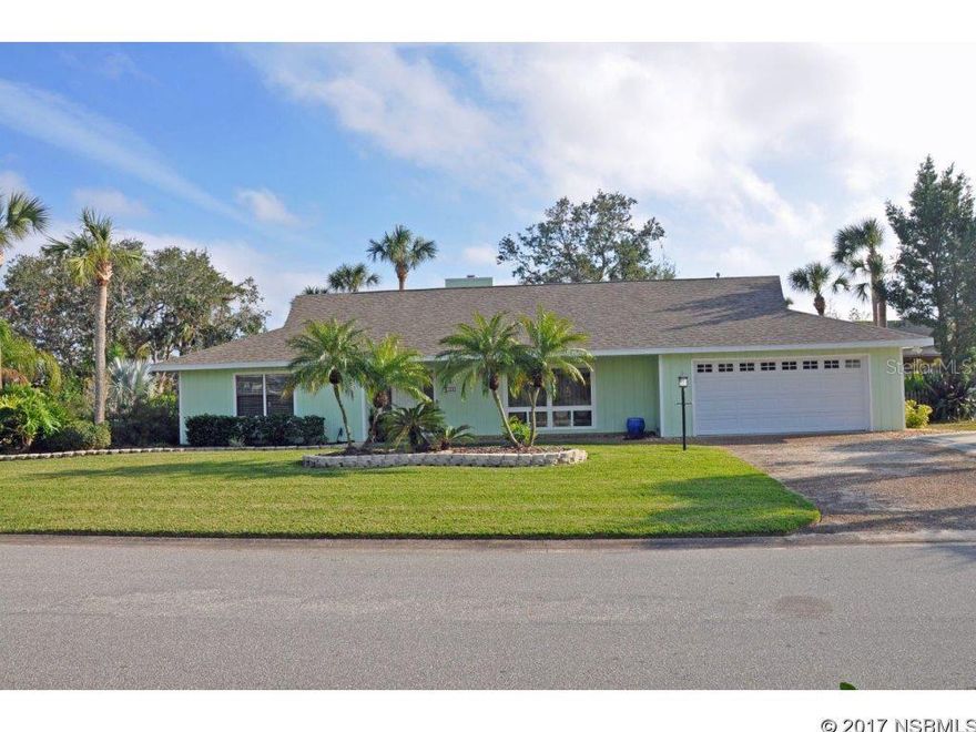 Immaculate pool home between US#1 & River & close to downtown.  Lot of tile, vaulted ceilings & wood burning fireplace.  Considerable updating including new roof 2013 & new HVAC & bedroom flooring 2014. Very large screened-enclosed pool.  Shady fenced back yard. Quiet cul-de-sac location just 1 home away from the river & close to Yacht Club, too.  Small glimpse of river, but a second story would have great riverviews!   Spacious lot should you wish to expand! ;Water: City