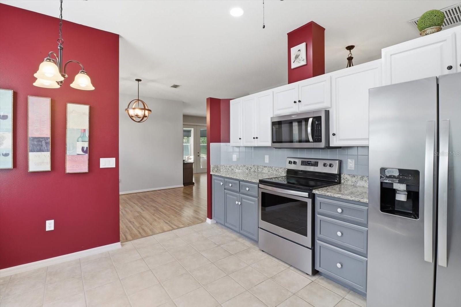 ROYAL OAKS - Residential