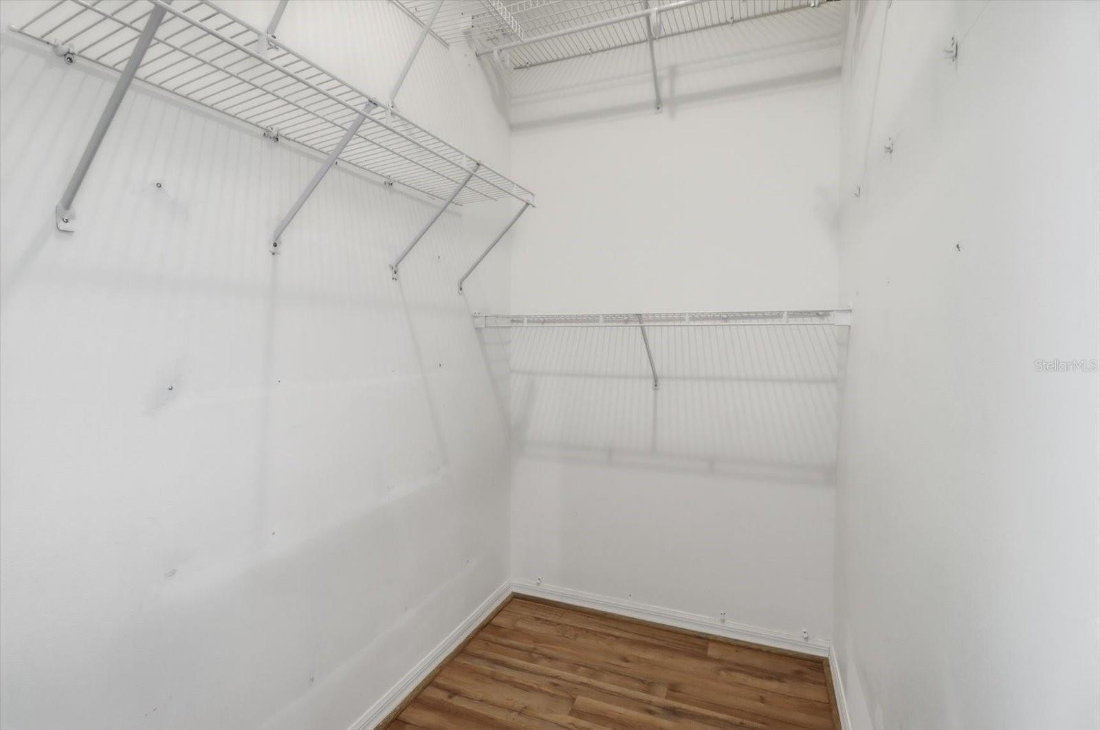 ROYAL OAKS - Residential