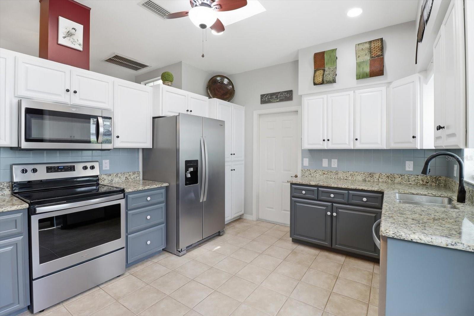 ROYAL OAKS - Residential