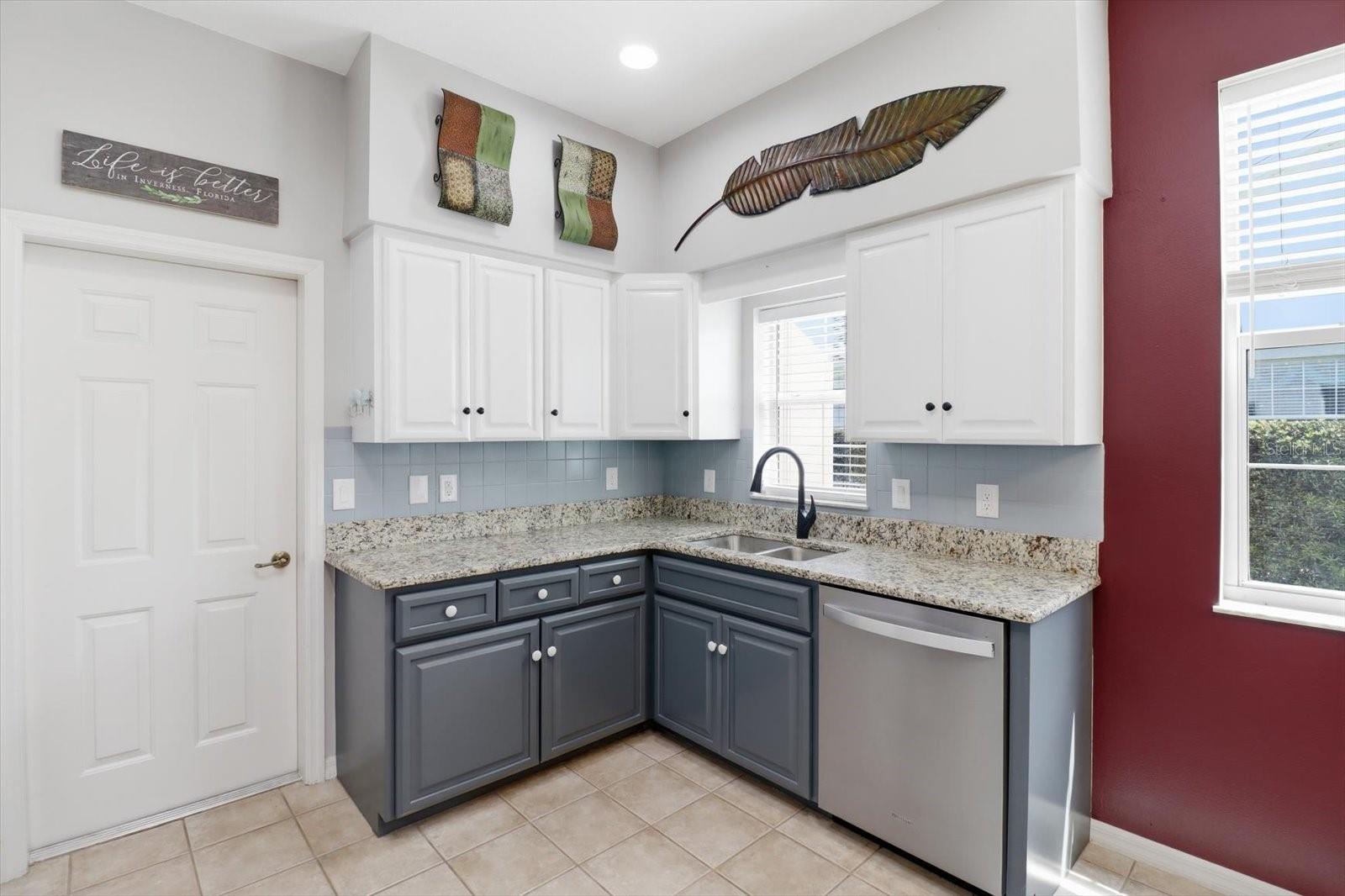 ROYAL OAKS - Residential