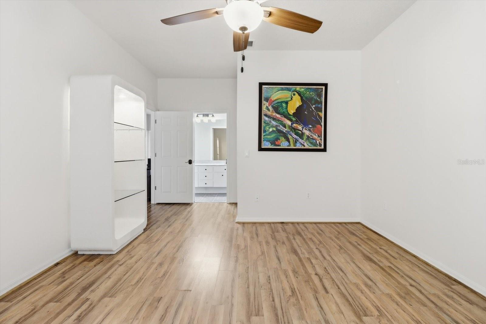 ROYAL OAKS - Residential