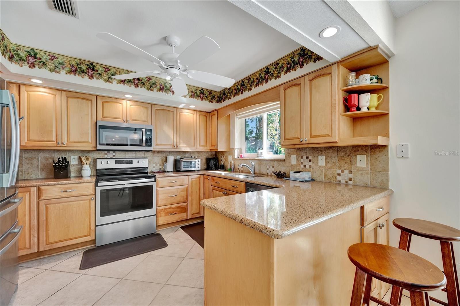 GARDEN LAKES VILLAGE SEC 3 - Residential