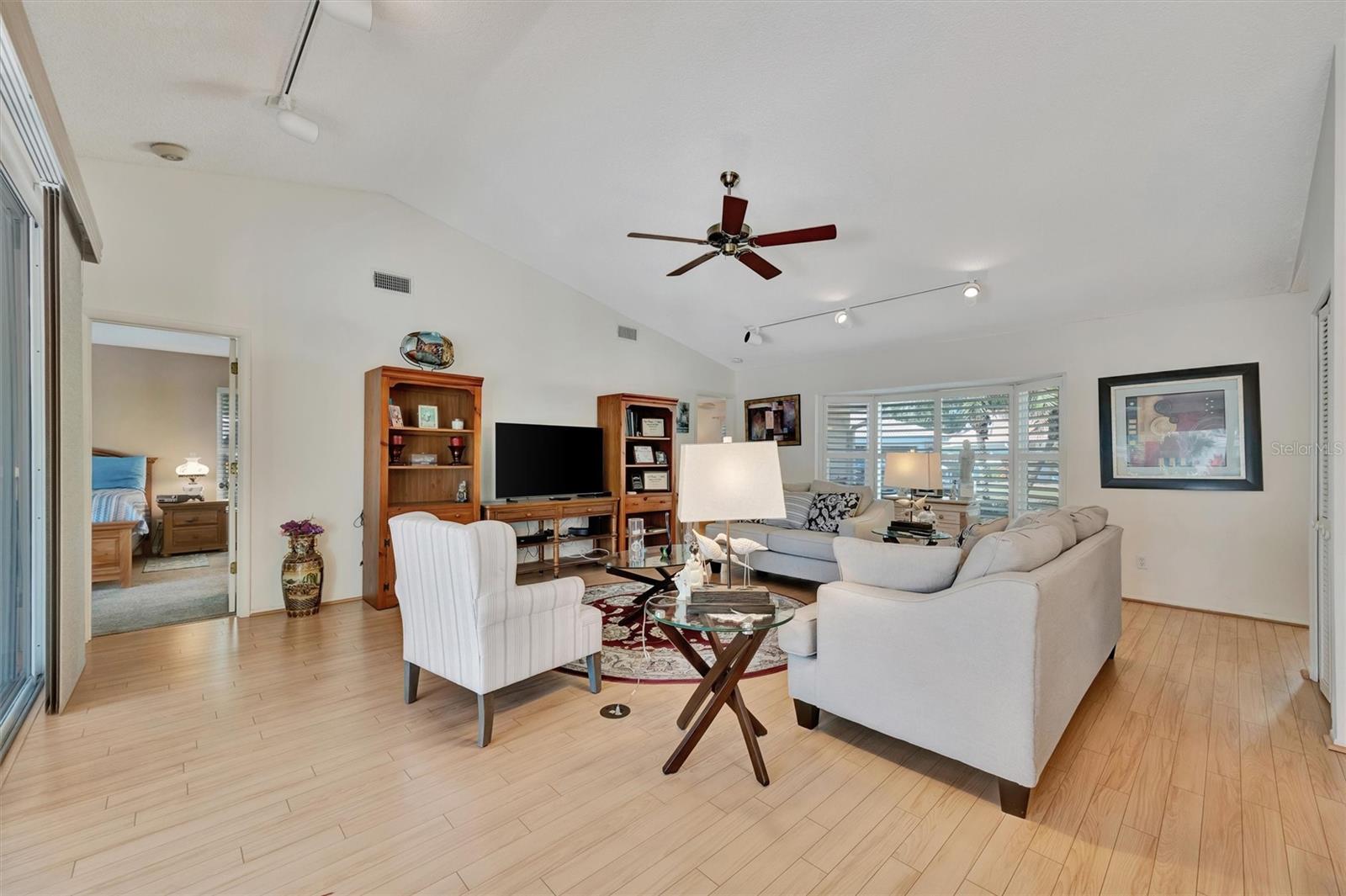 GARDEN LAKES VILLAGE SEC 3 - Residential