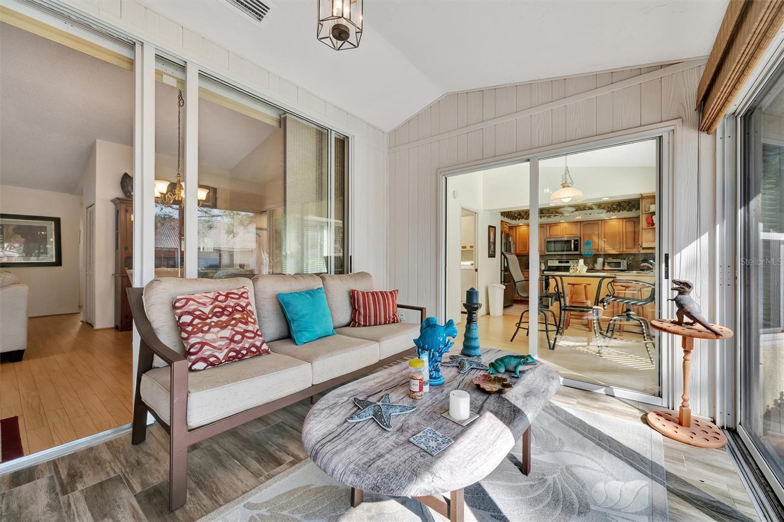 GARDEN LAKES VILLAGE SEC 3 - Residential