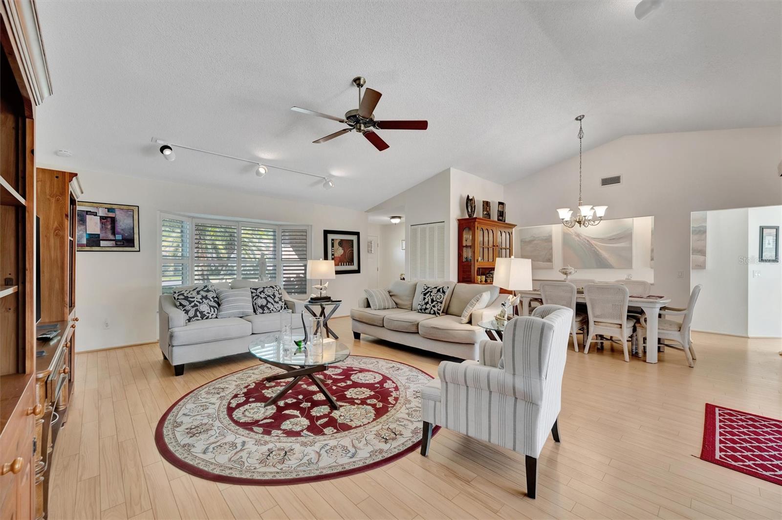 GARDEN LAKES VILLAGE SEC 3 - Residential