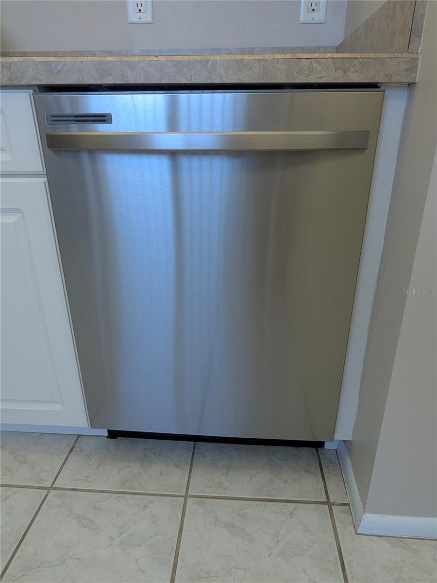 PORT CHARLOTTE SEC 95 - Residential Lease