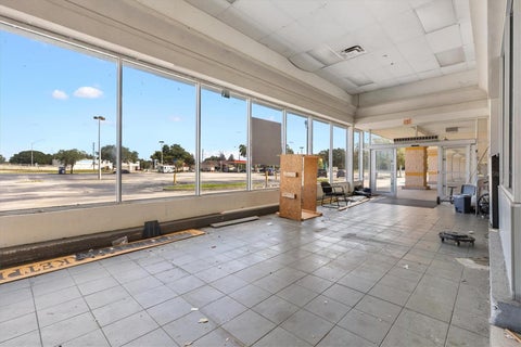 Tiny photo for 440 W Gulf Atlantic Highway, Wildwood, FL 34785 (MLS # G5117347)