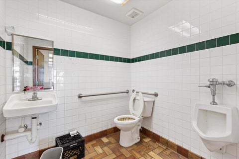 Tiny photo for 440 W Gulf Atlantic Highway, Wildwood, FL 34785 (MLS # G5117347)