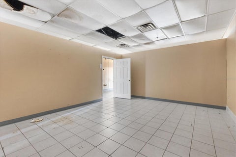 Tiny photo for 440 W Gulf Atlantic Highway, Wildwood, FL 34785 (MLS # G5117347)