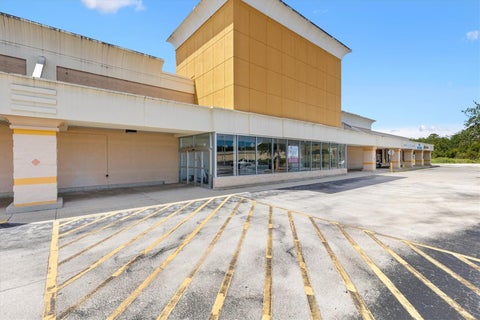 Tiny photo for 440 W Gulf Atlantic Highway, Wildwood, FL 34785 (MLS # G5117347)