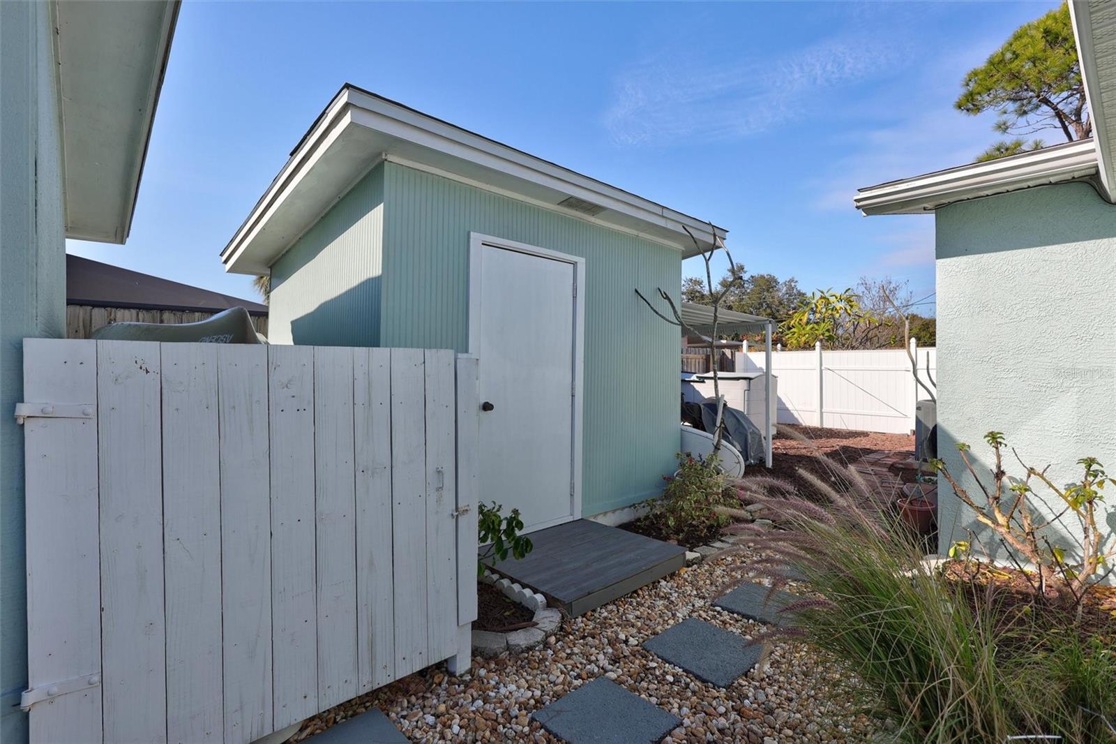 MAC DILL PARK UNIT 3 - Residential