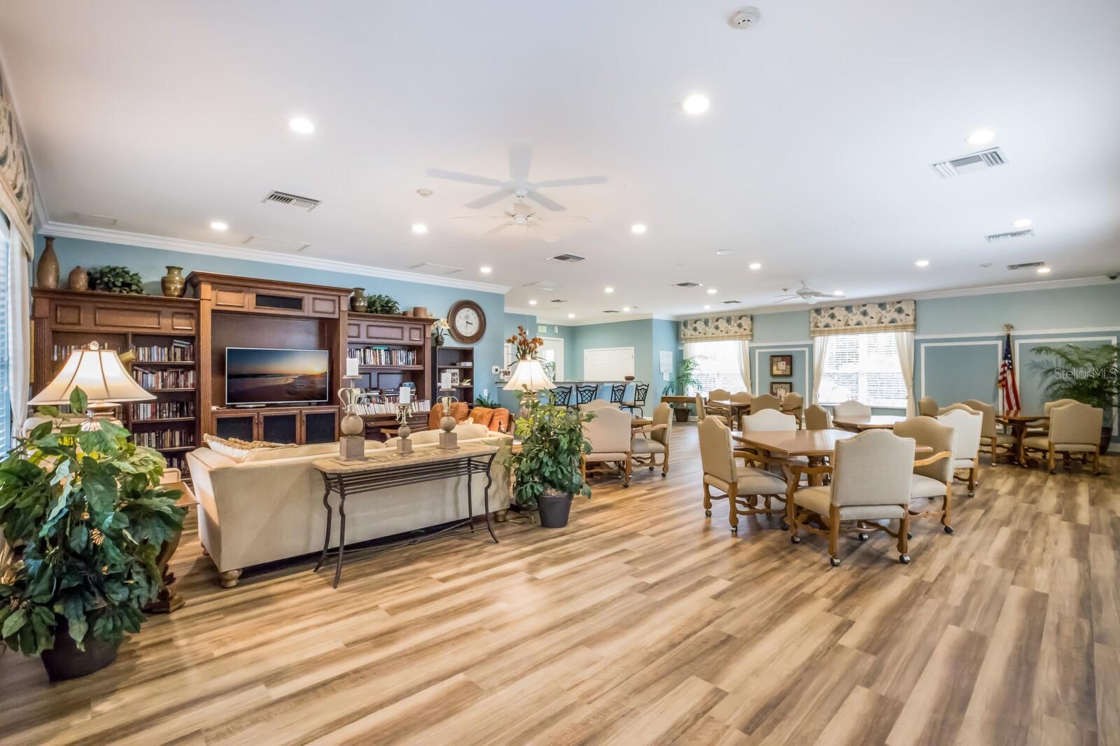 PALMA SOLA TRACE - Residential