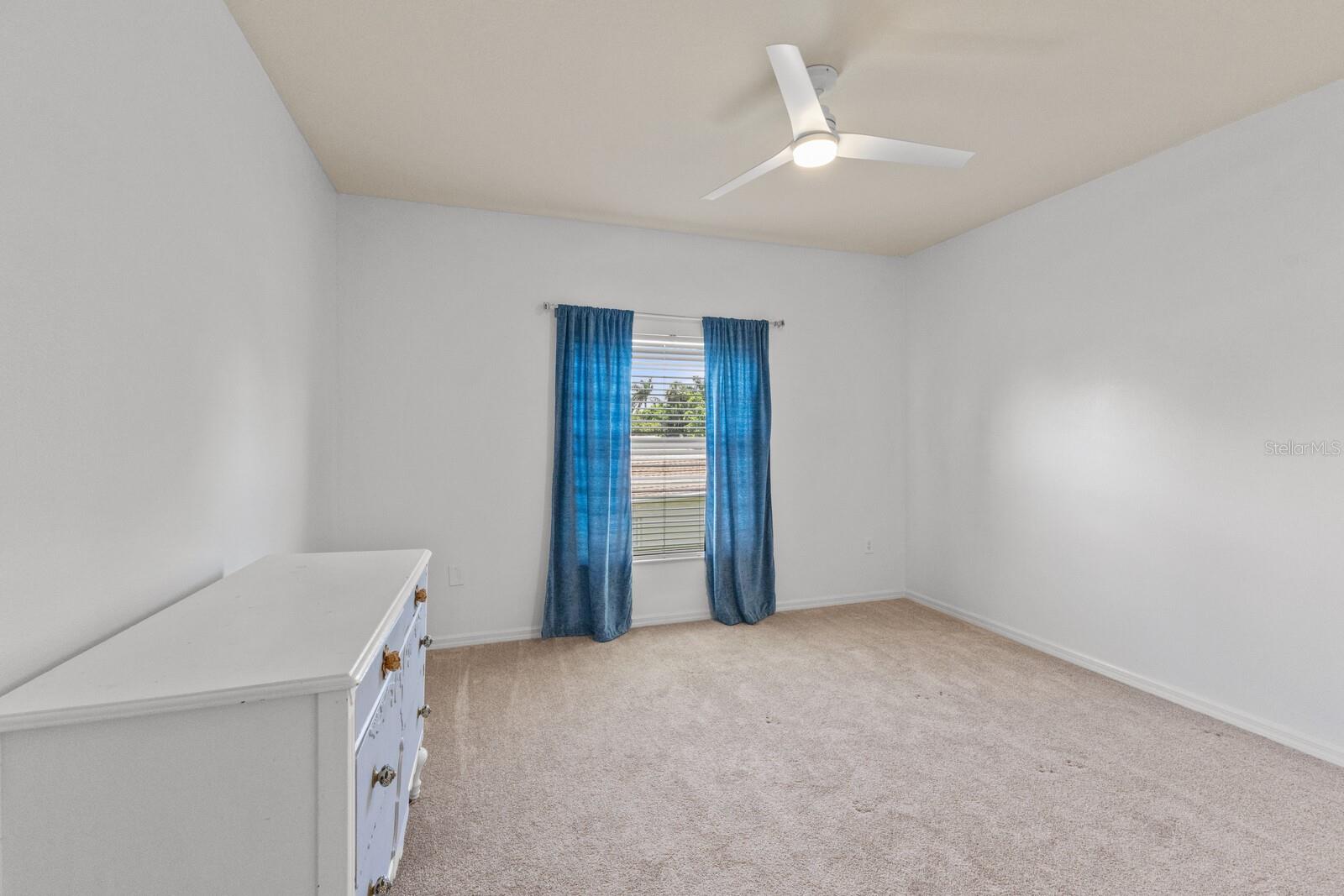 PALMA SOLA TRACE - Residential