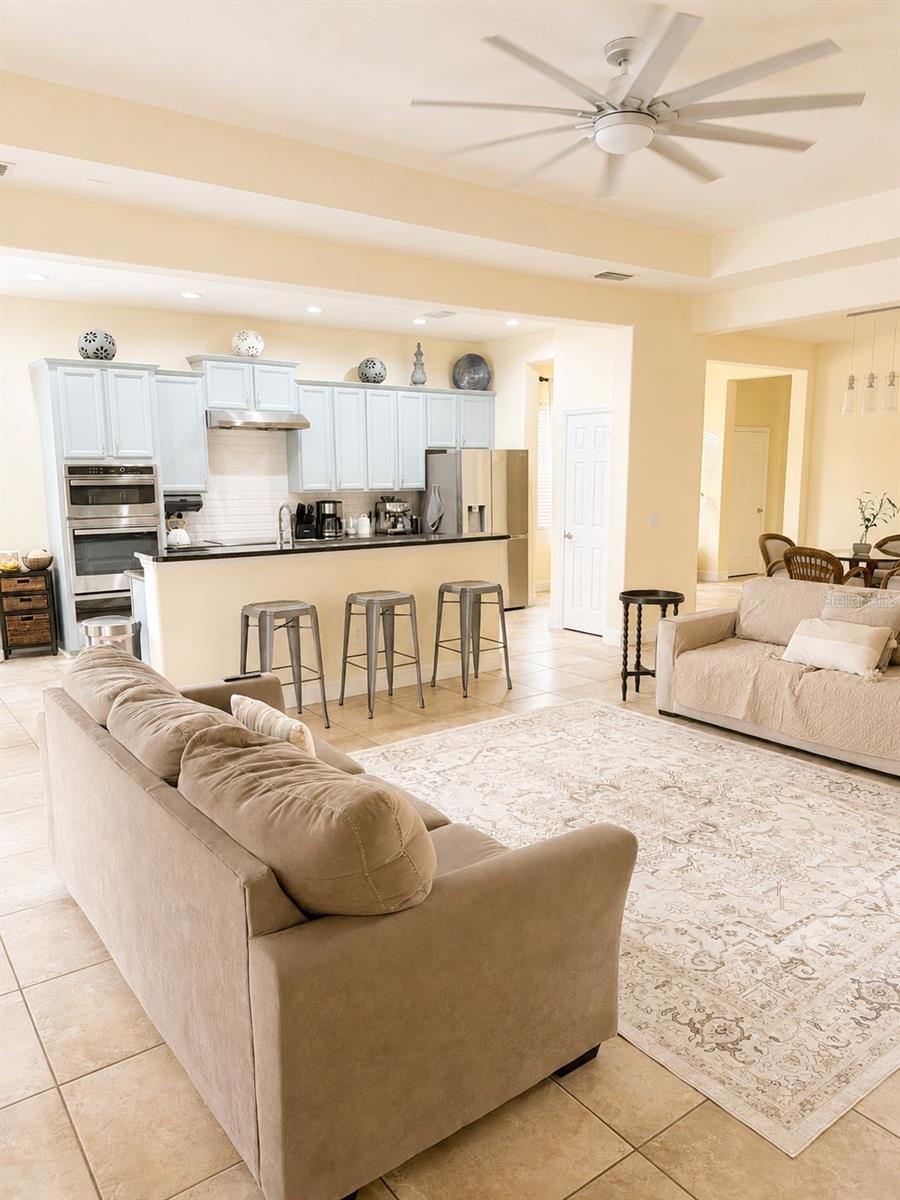 PALMA SOLA TRACE - Residential