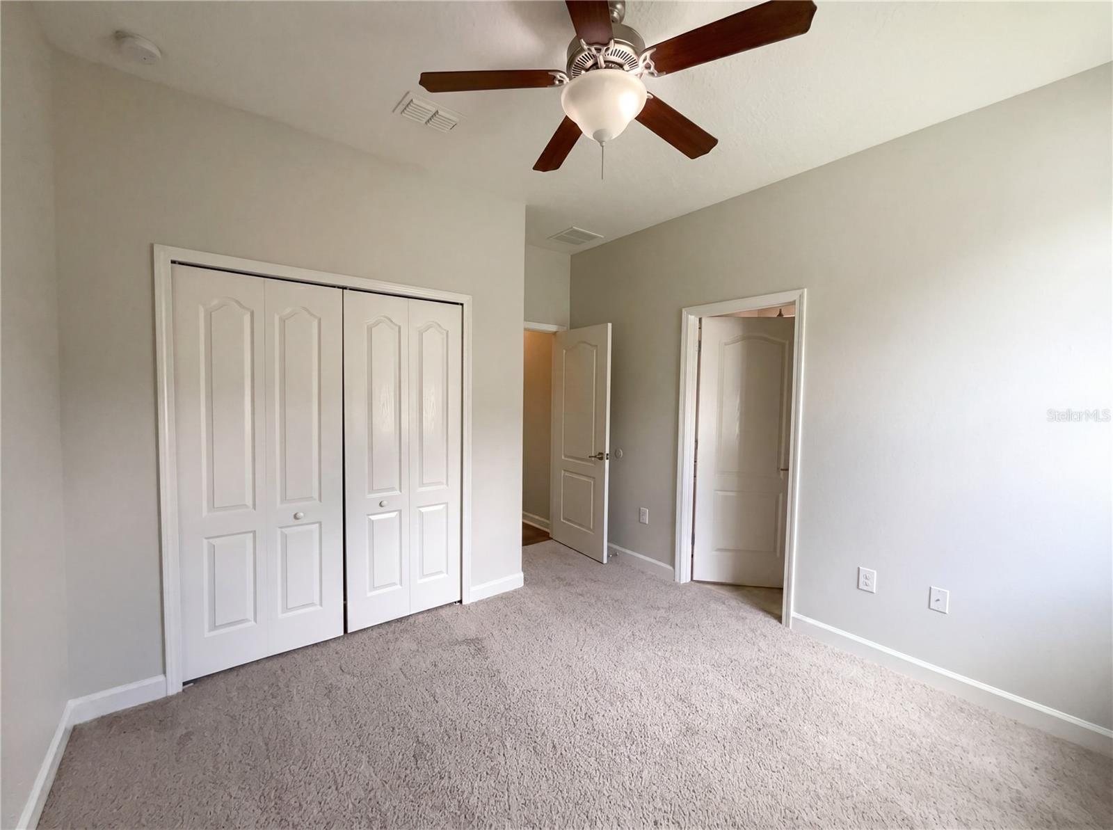 ALEXANDER RDG - Residential