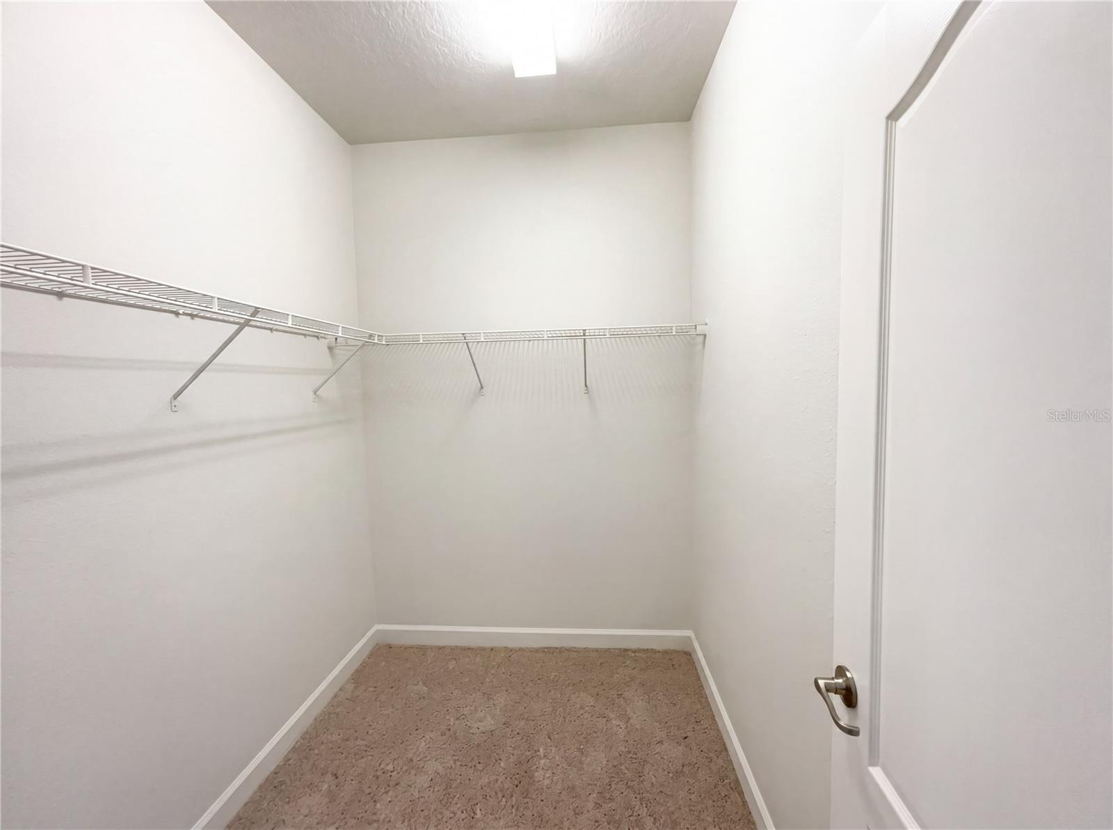 ALEXANDER RDG - Residential