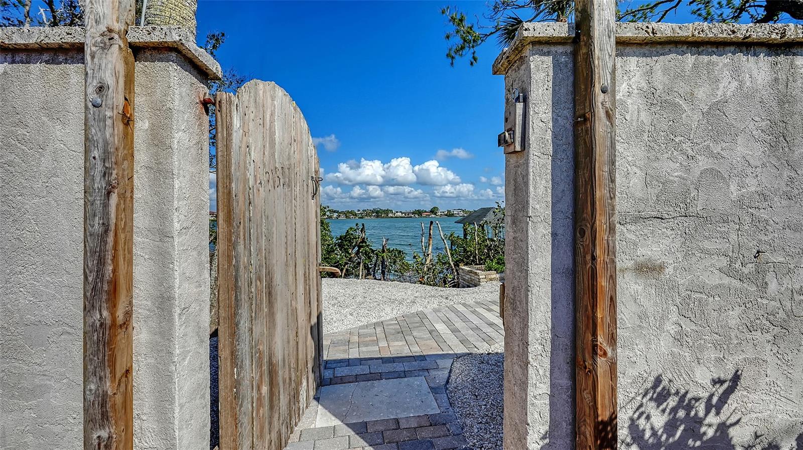 ACREAGE & UNREC - Residential