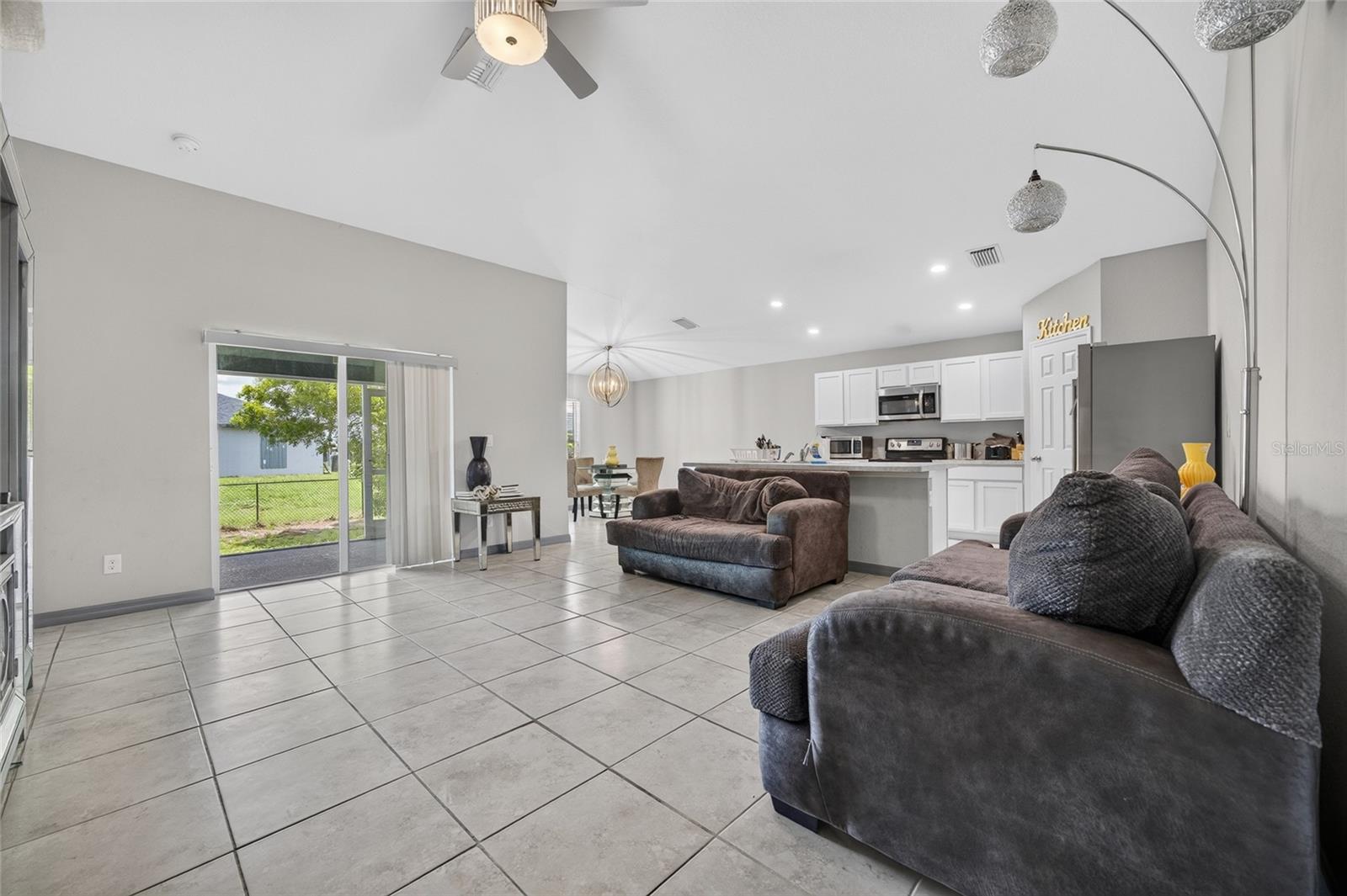 1139 NW 14TH TERRACE