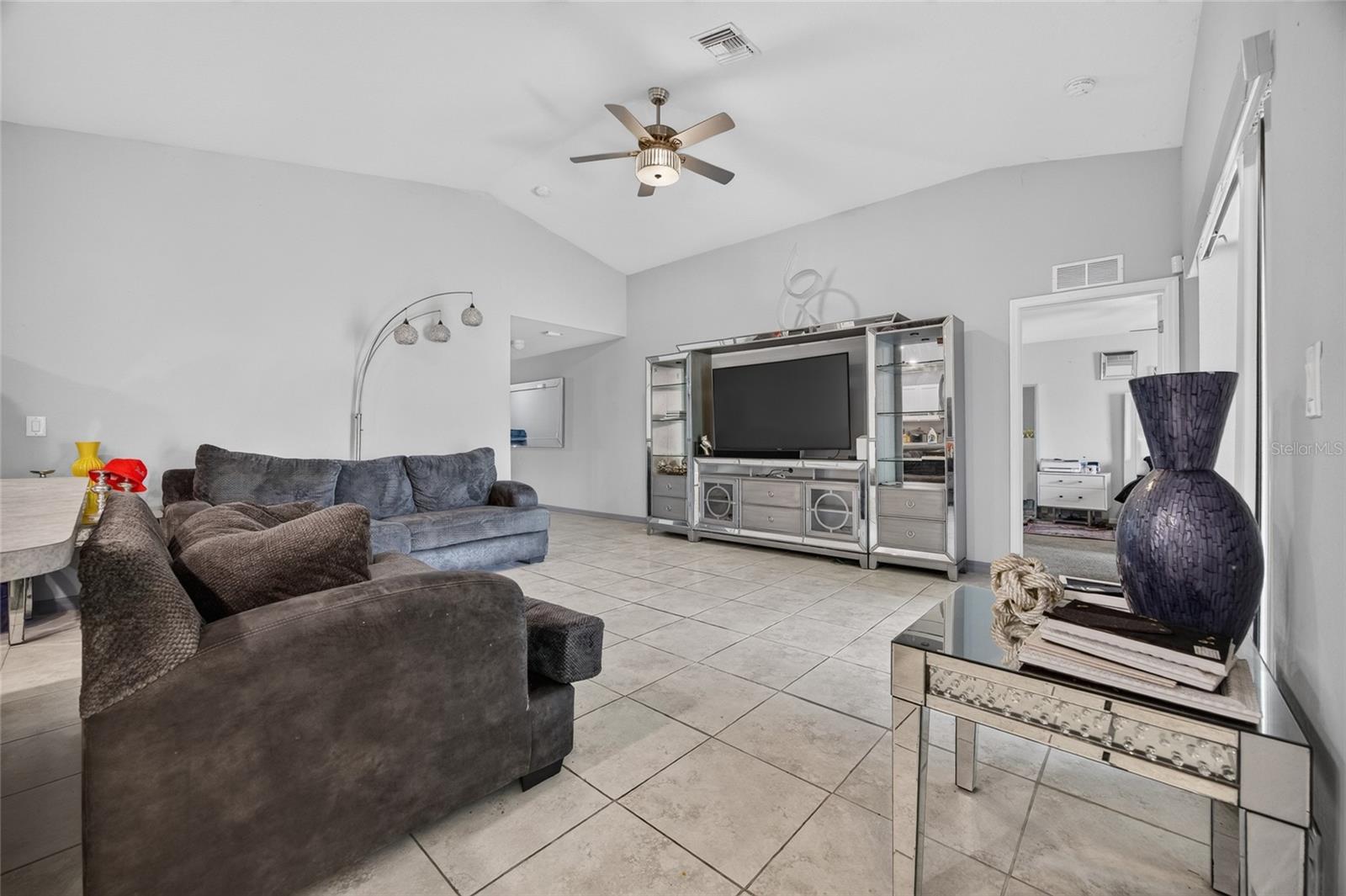 1139 NW 14TH TERRACE