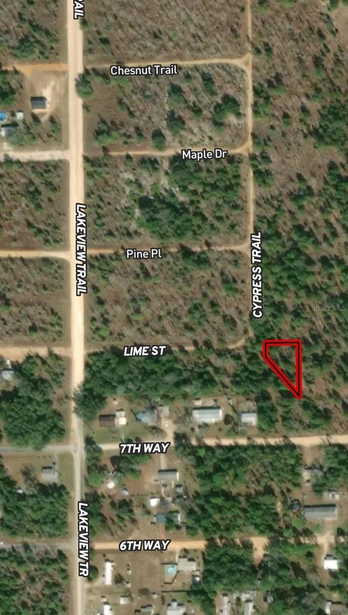 Seller financing available. 15percent discount off the total price with purchase of 3 or more lots. Seller finance price $9,900-$900 down-12percentinterest-5-year term-$200/month payment. (1) of (40) BUILDING LOTS FOR SALE BY THE SAME SELLER. This lot is Zoned for MOBILE or SITE BUILT HOMES w/NO HOA. High and Dry, BUILDABLE lot located in PARADISE VIEW ESTATES. Buy this land as an investment with low taxes, buy and hold with no timeline to build, or contact us about a land/home package and start building today! Tax ID: 07-10-24-7071-0400-0300