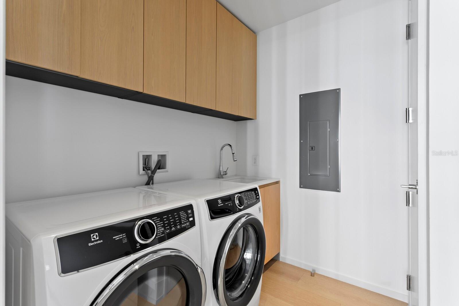 1000 WATER STREET CONDOMINIUM - Residential