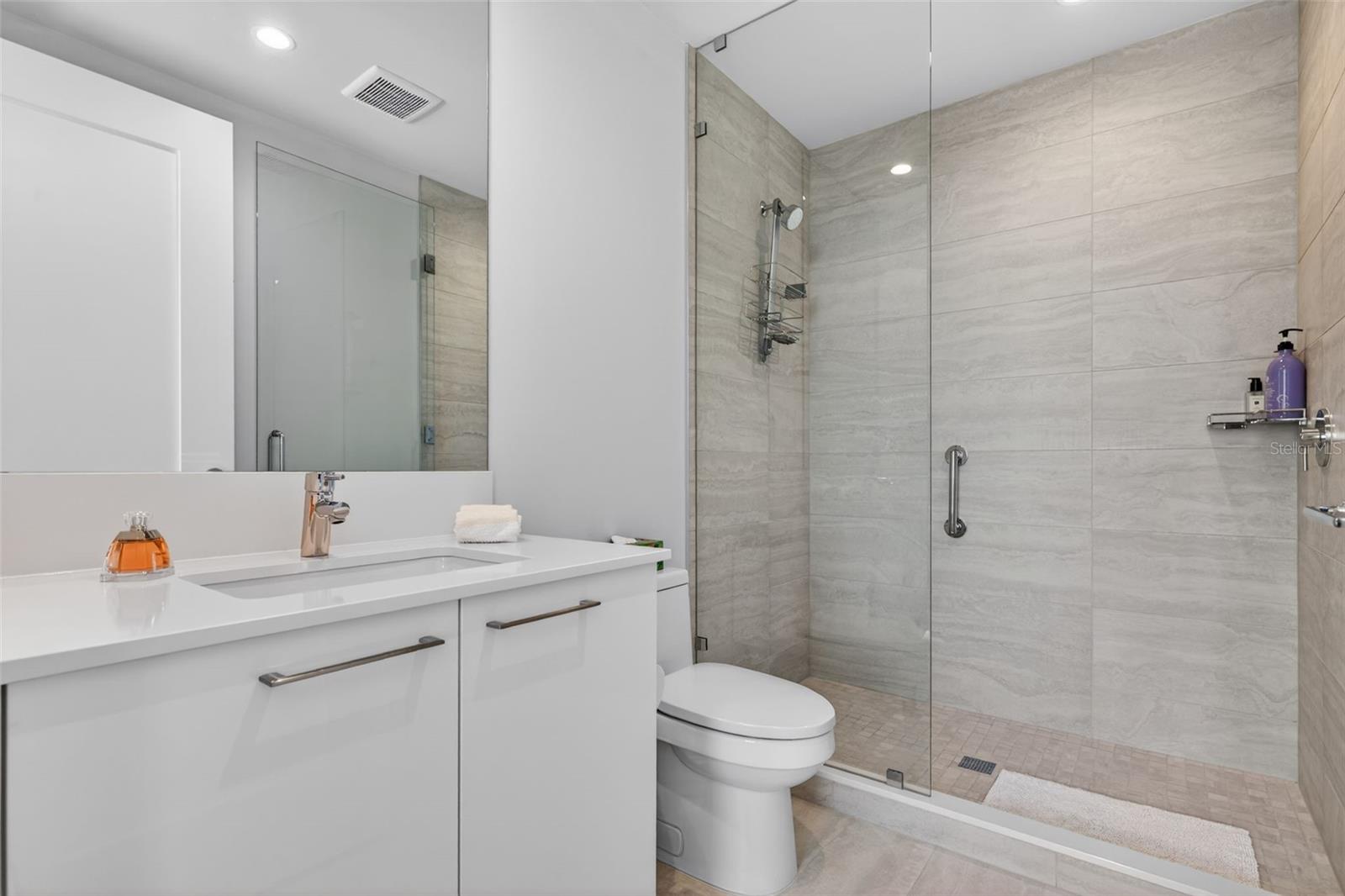 SALTAIRE ST PETERSBURG - Residential