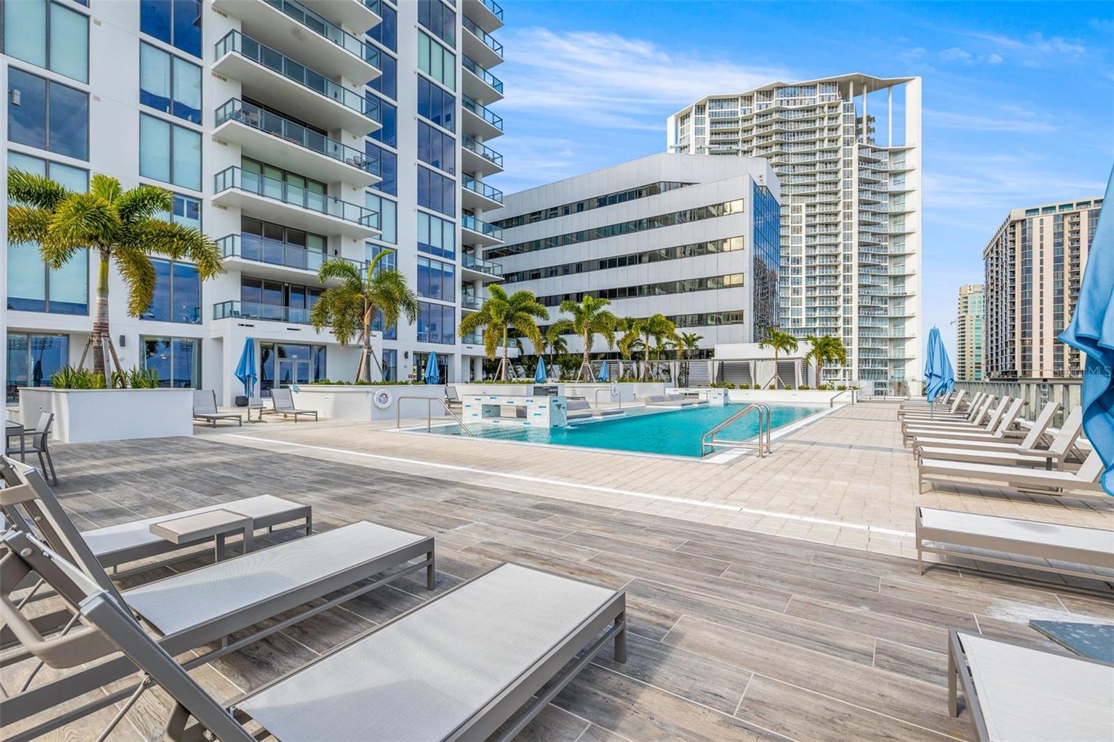 SALTAIRE ST PETERSBURG - Residential