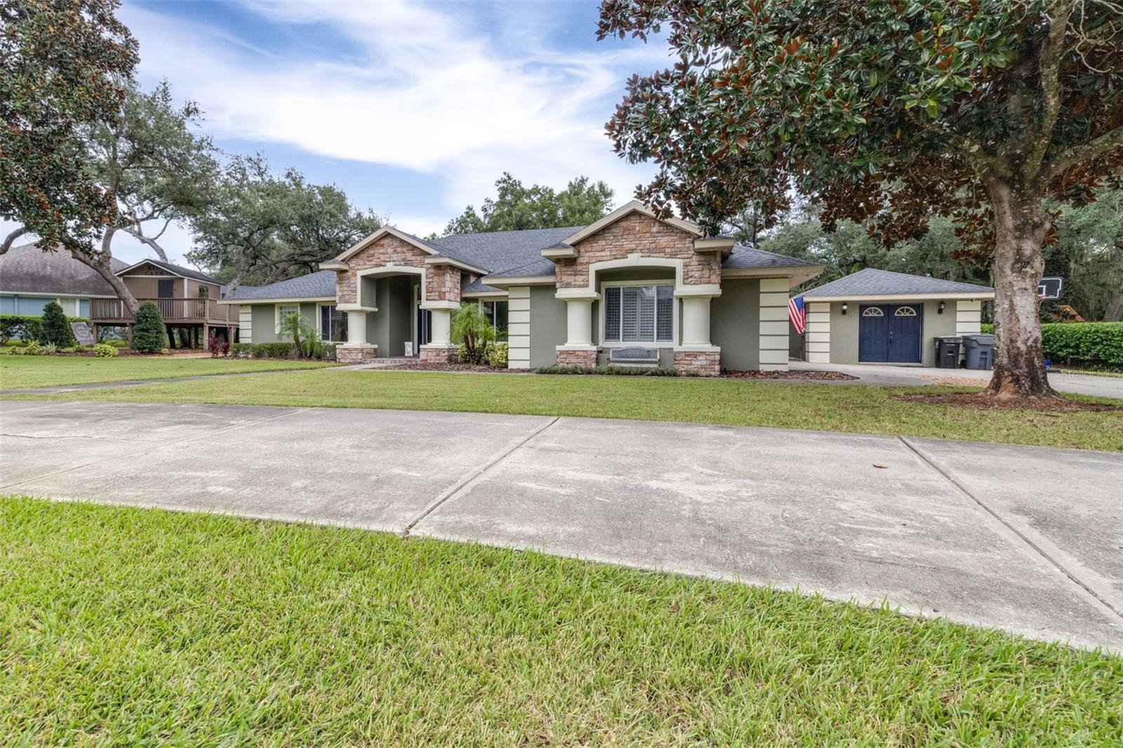 86 PINE FOREST LANE