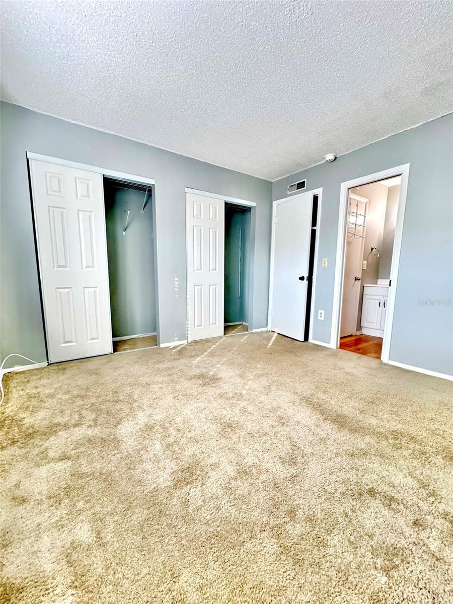 BAVARIAN VILLAGE PH I CONDO - Residential Lease