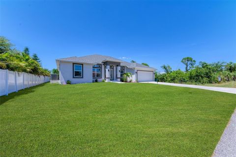 A home in PORT CHARLOTTE