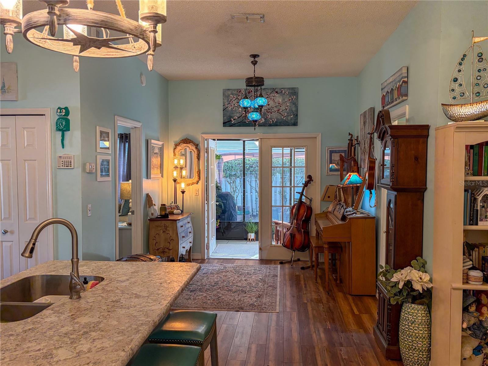 MOUNT DORA DORSET MOUNT DORA - Residential