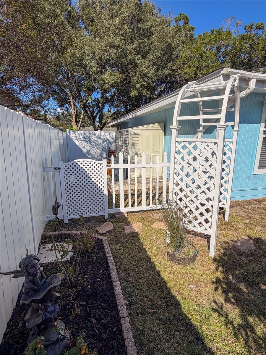 MOUNT DORA DORSET MOUNT DORA - Residential