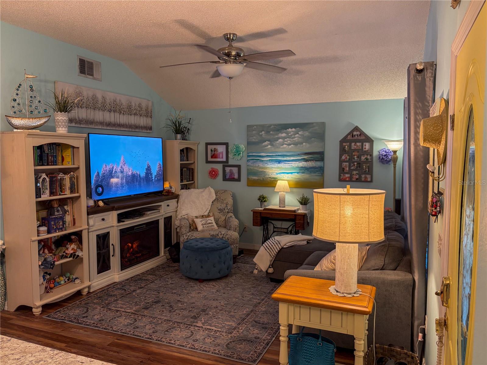 MOUNT DORA DORSET MOUNT DORA - Residential