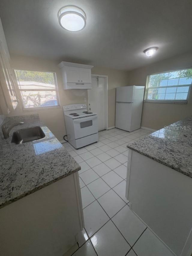 CRESTRIDGE 3RD ADD - Residential Lease