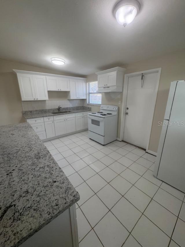 CRESTRIDGE 3RD ADD - Residential Lease