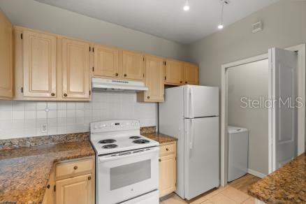 VISCONTI WEST CONDO - Residential