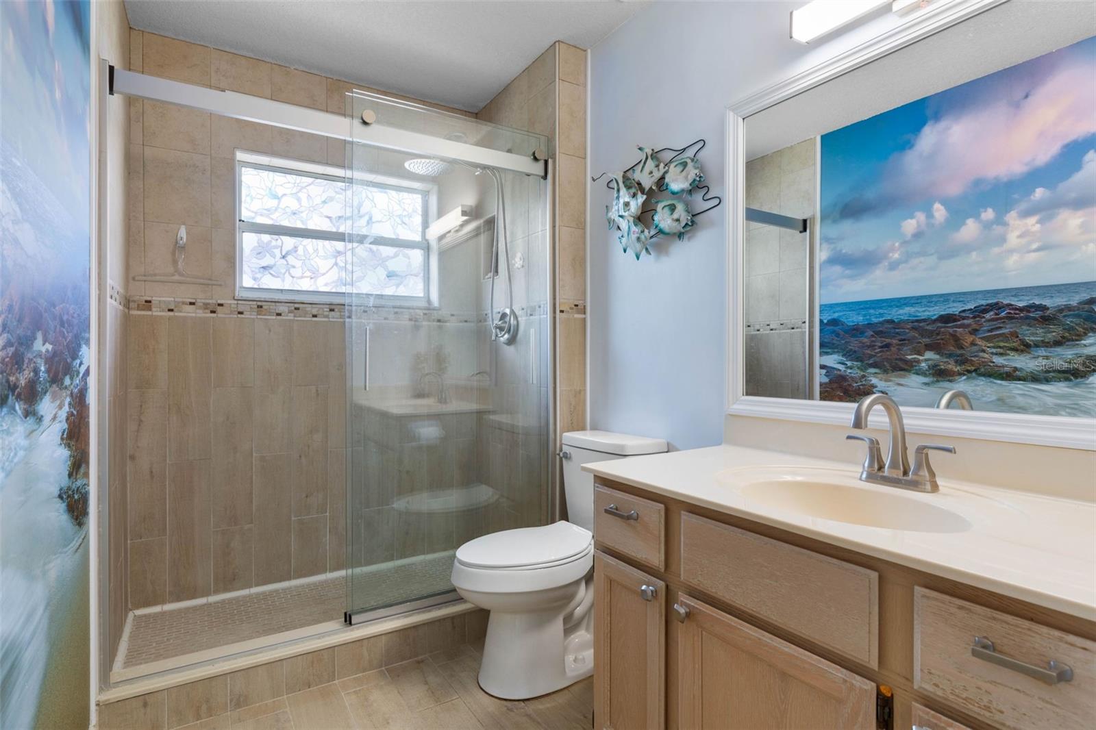 COUNTRY CLUB COVE - Residential