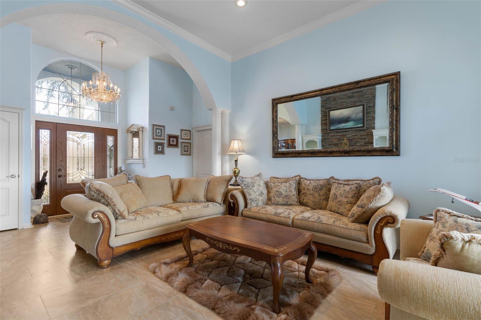 COUNTRY CLUB COVE - Residential