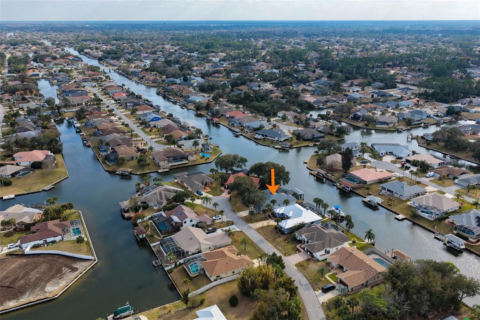 COUNTRY CLUB COVE - Residential