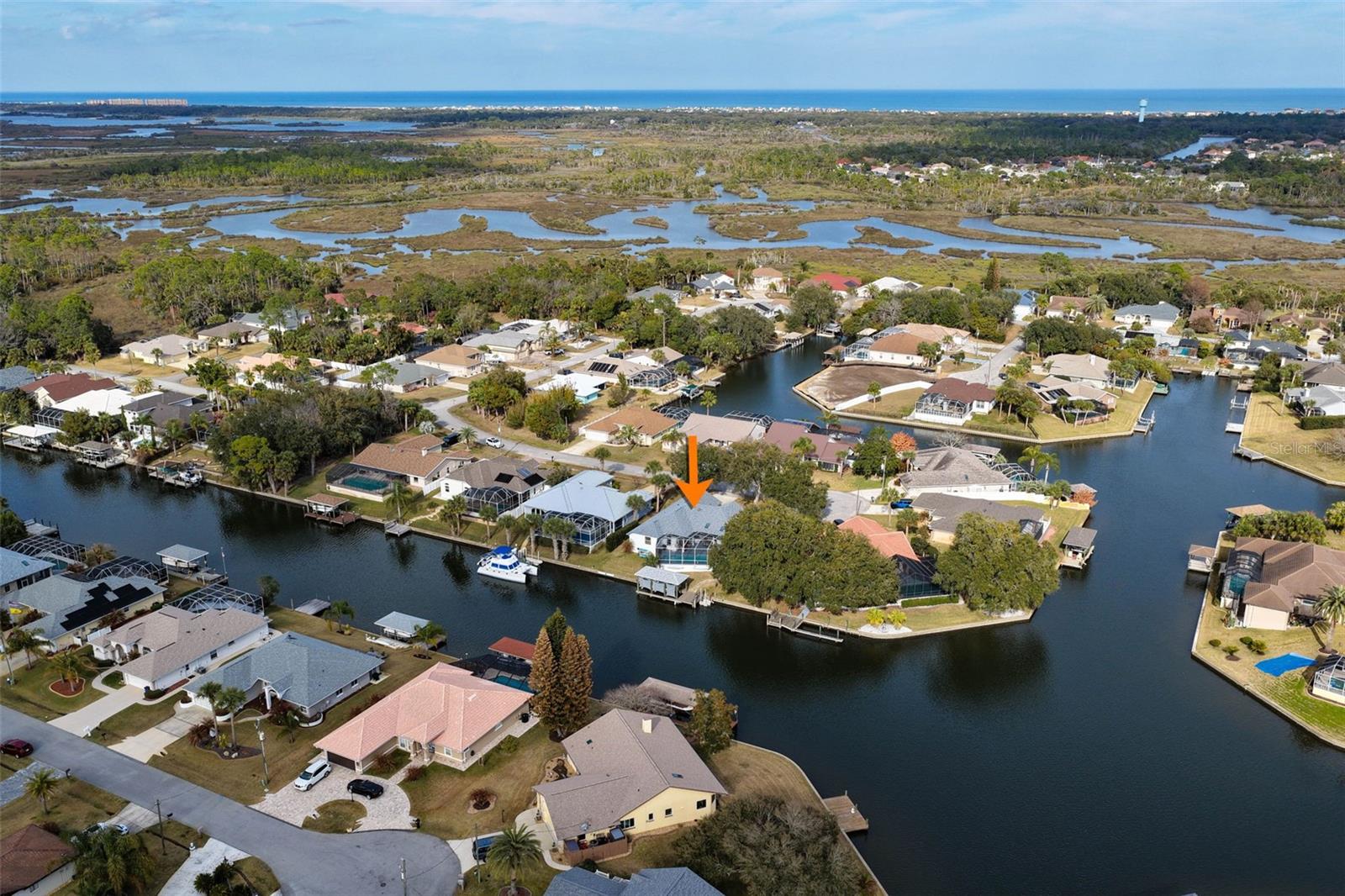 COUNTRY CLUB COVE - Residential