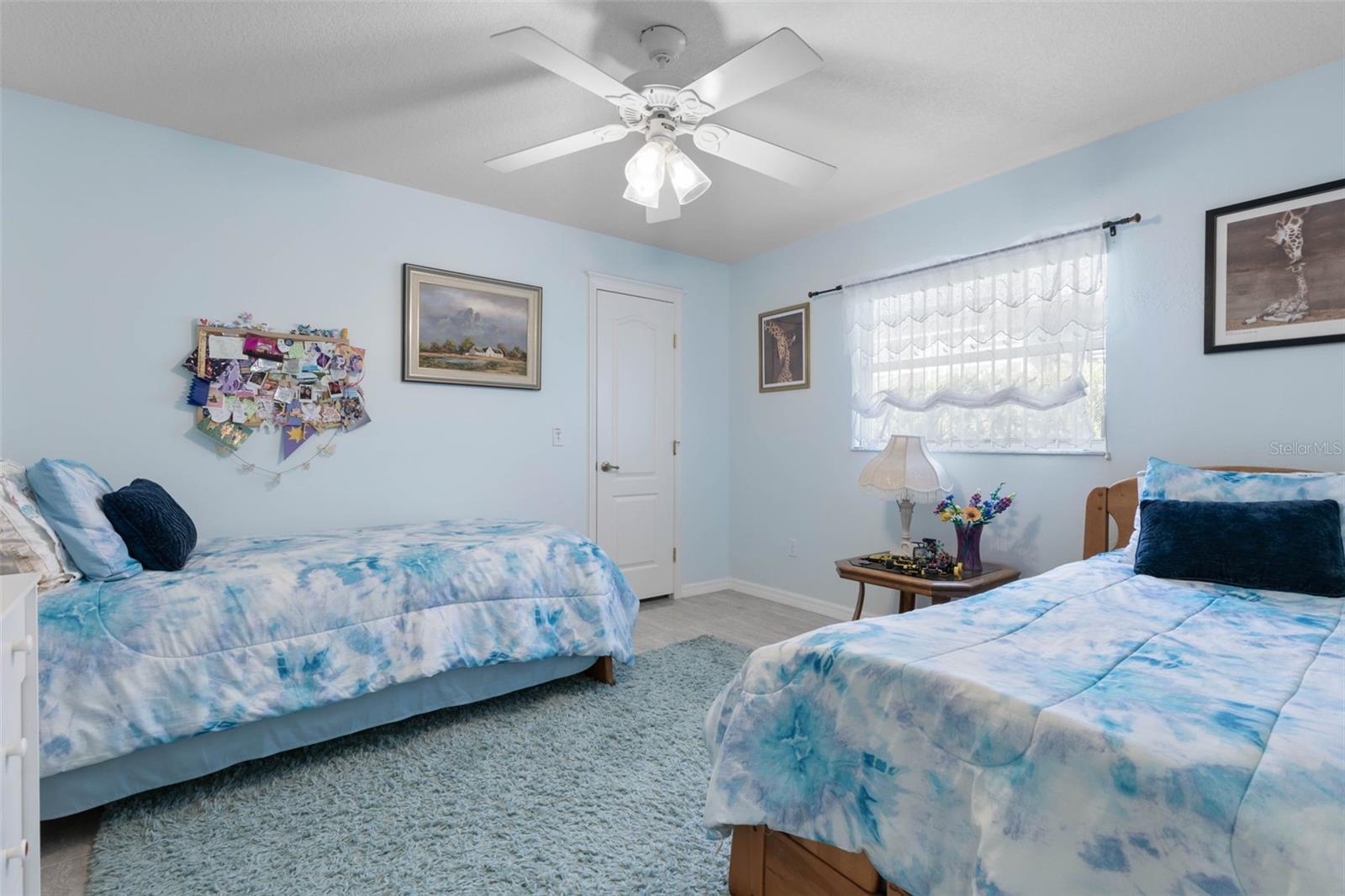 COUNTRY CLUB COVE - Residential