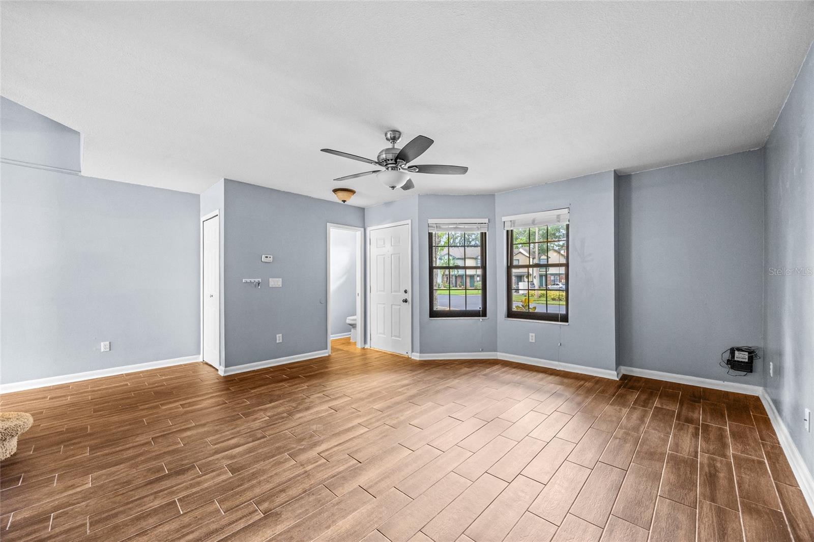 2719 CANDLEWOOD COURT