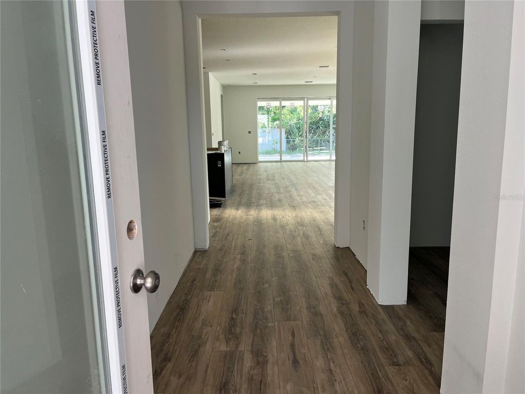 Photo of 217 S Shade Avenue, Sarasota, FL 34237 (MLS # A4628117)