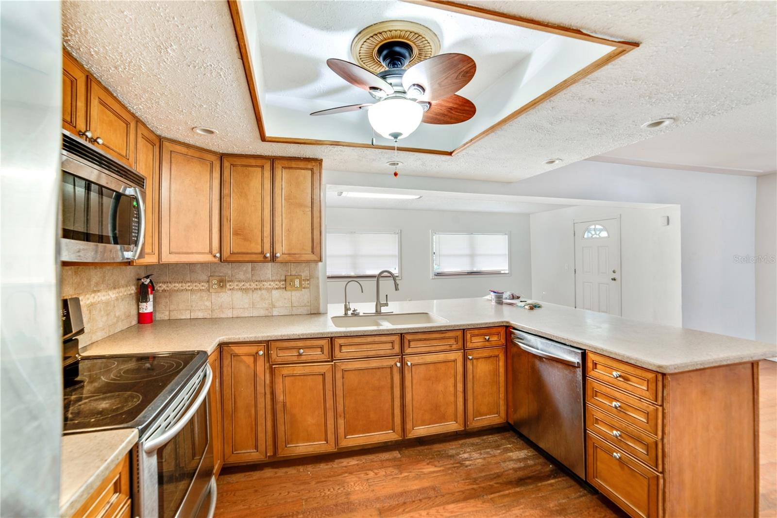 SPRING HILL - Residential