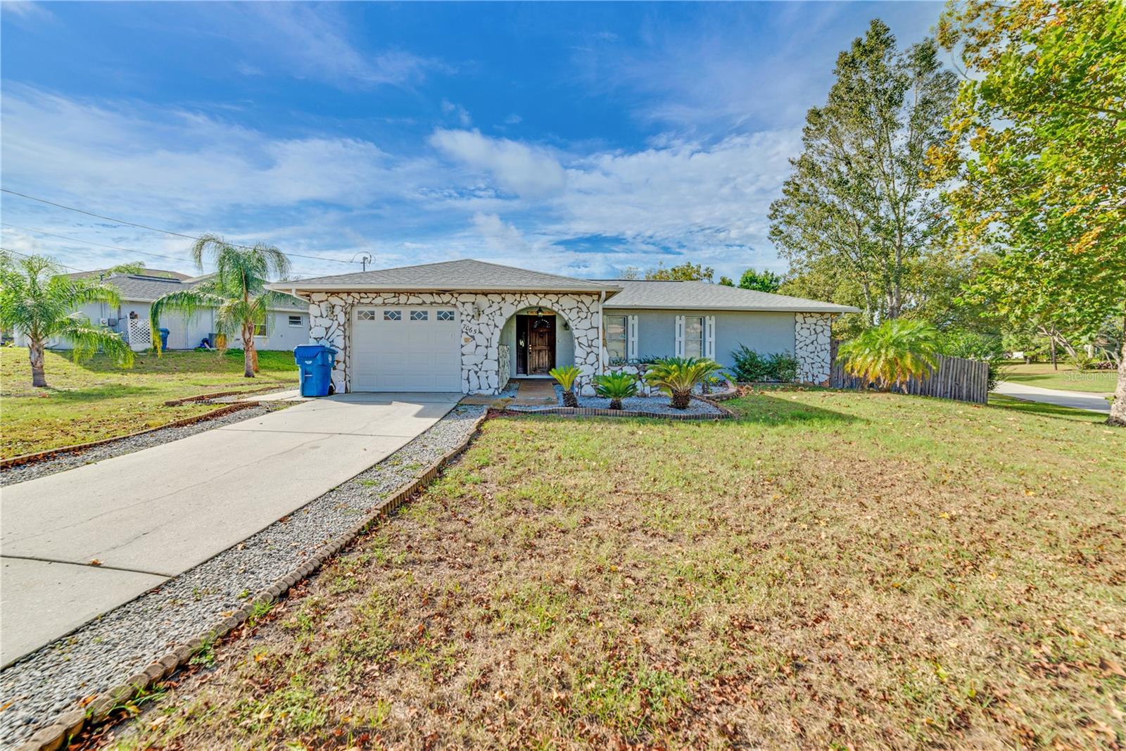 SPRING HILL - Residential