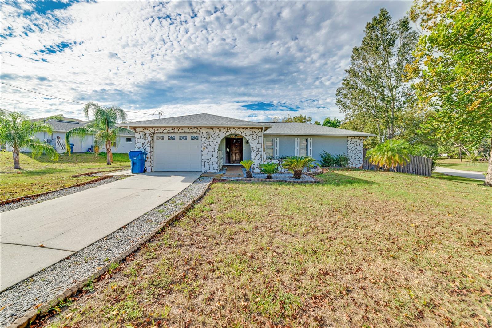 SPRING HILL - Residential