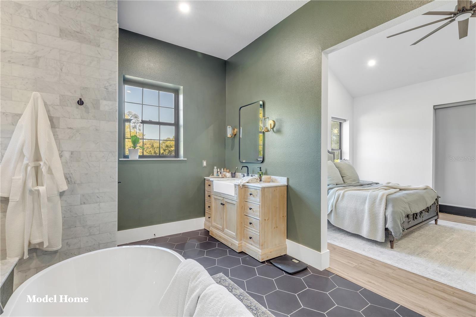 1382 - SEC 6 TWP 17 RNG 30 PART OF - Residential